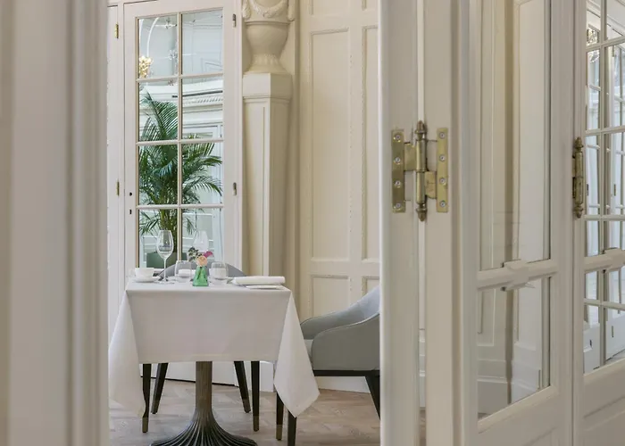 Szálloda Corinthia Grand Astoria