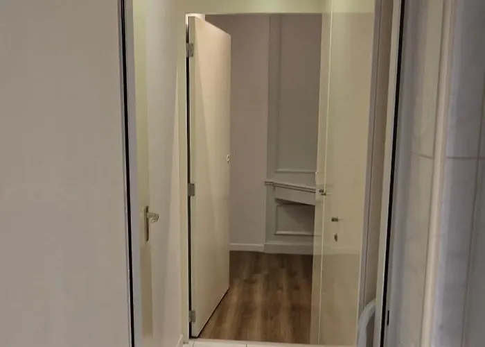 Apartment Charmant Appartement Brussels