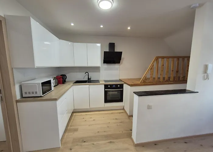 Cosy Duplex In Center Of