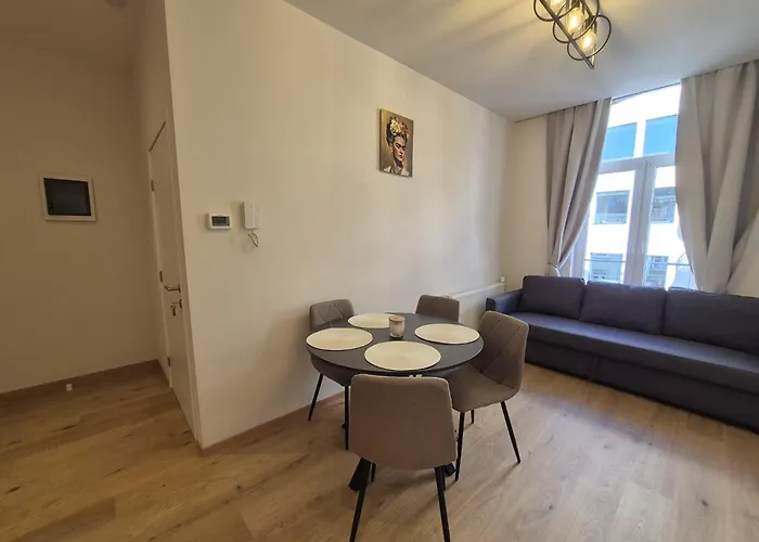 Modern Near Avenue Louise