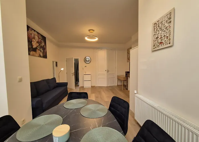 Tasson Snel Center Of Lejlighed Bruxelles