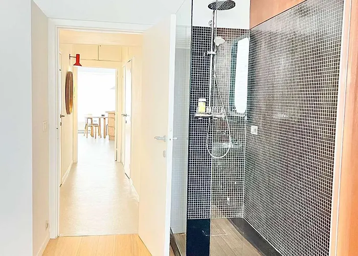 5 Min From Grand Place 1 Bedroom Apt Renovated! Apartamento Bruxelas