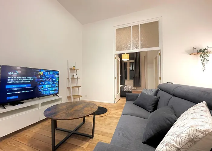 Charming Uccle - 1 Bedroom Appartamento