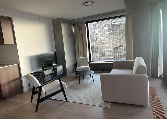 Beautiful With Panoramic View Of Center With Roof Terrace