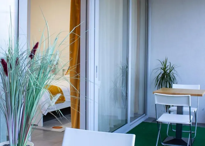 Atomium Expo Apartment