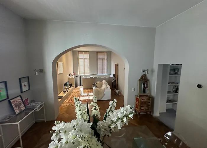 Beautiful Luxurious 1 Bedroom In The Heart Of The European Quarter Bruxelas