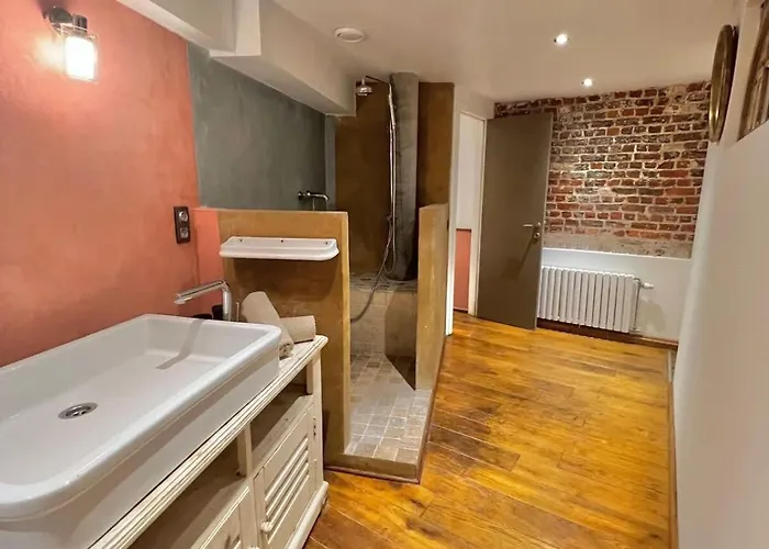 Etonnante Maison Au Style Unique A Bruxelles! * Brusel