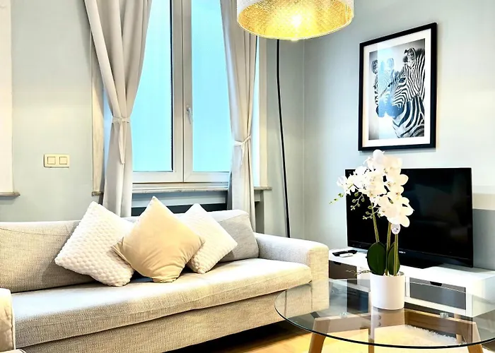 Beautiful 2 Bedroom Familiar Luxury *