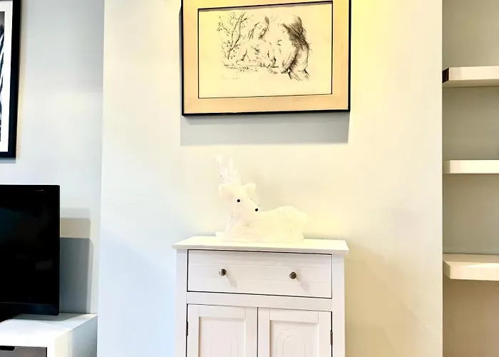 Beautiful 2 Bedroom Familiar Luxury Apartman