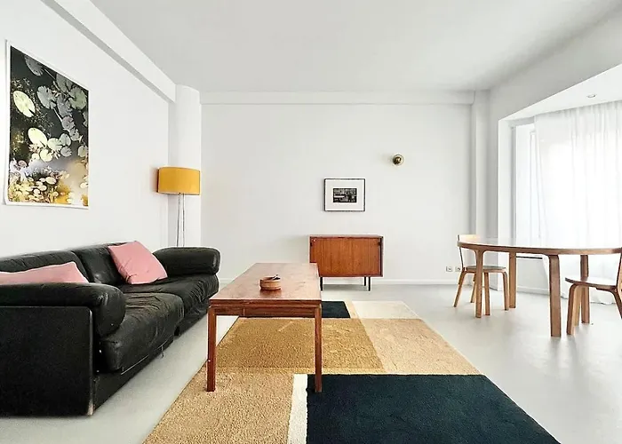 Apartamento 5 Min From Grand Place 1 Bedroom Apt Renovated! Bruxelas