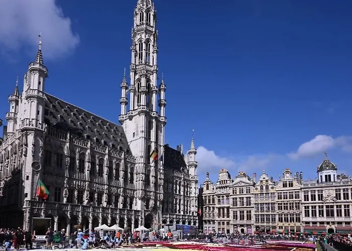 5 Min From Grand Place 1 Bedroom Apt Renovated! Bruxelas