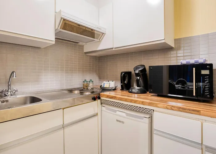 Hotel First Euroflat 4*