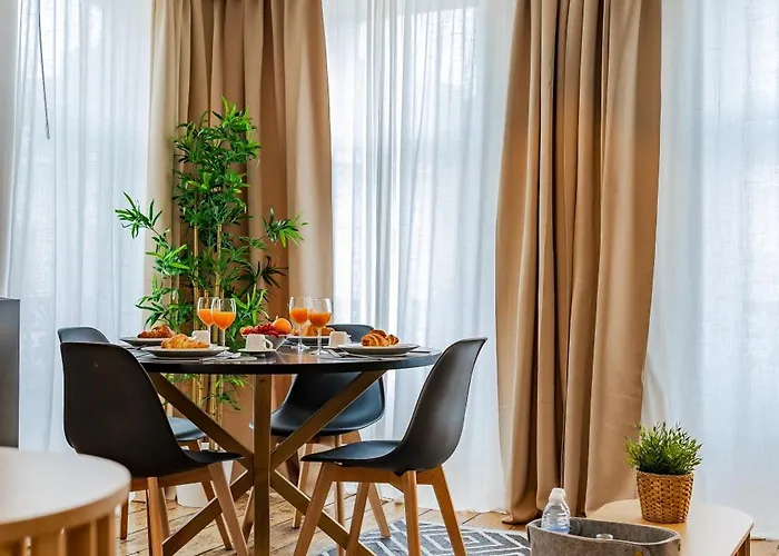 Modern Flat Near Grand Place