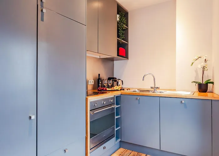 Modern Flat Near Grand Place