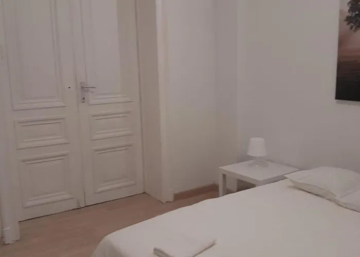 Apartment Appt Close To Grand Place Sleeps 6 Brüssel