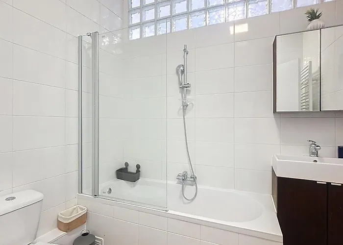 Porte De Namur شقة