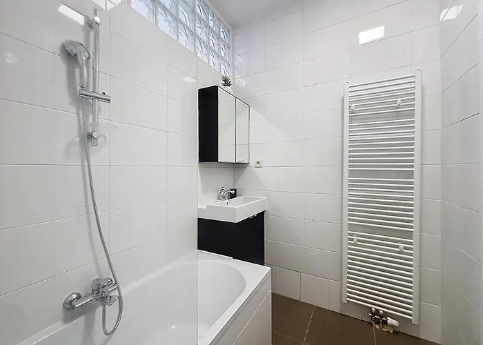 Porte De Namur بروكسل