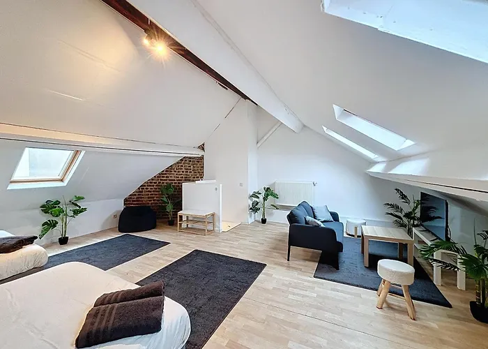 Porte De Namur بروكسل