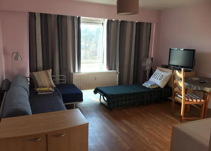 солнечная комфортная студия в андерлехт с лифтом Appartement Brussel