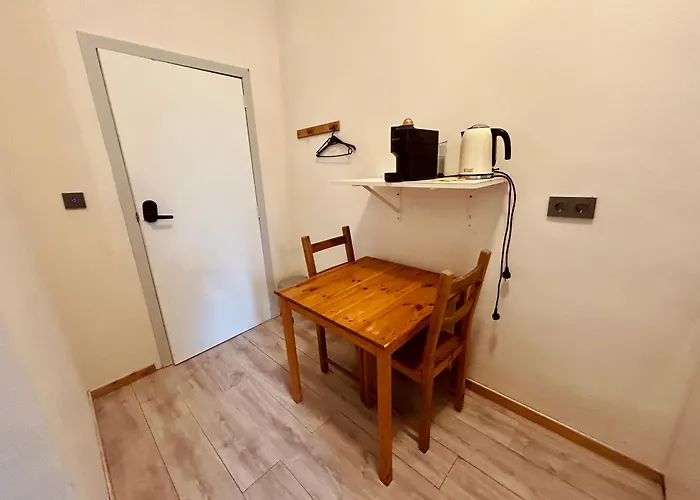 European District Seven Apartment