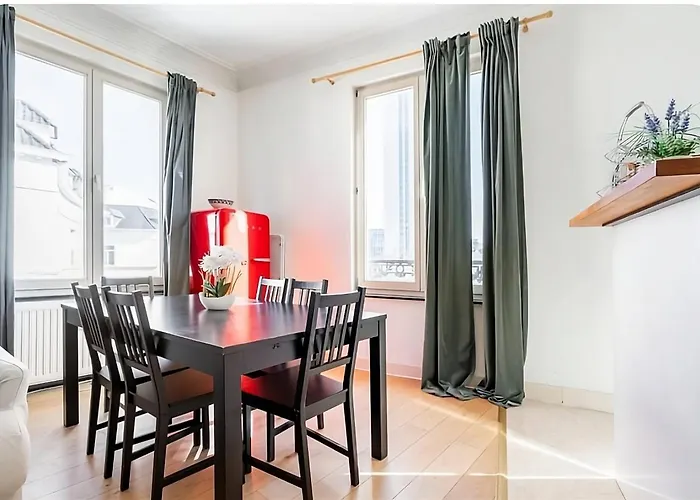 Victor Hugo Centre * Brüsszel