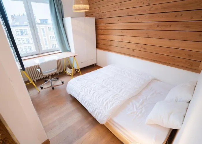 2 Avec Rooftop Suspendu Au Cimetiere D'ixelles *