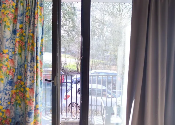 1br Metro Hopital Erasme Bordet Handicapt Friendly * Brusel