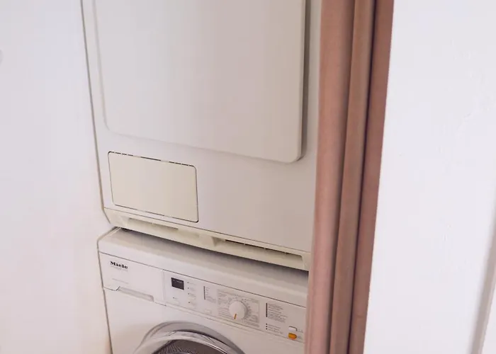 1br Metro Hopital Erasme Bordet Handicapt Friendly