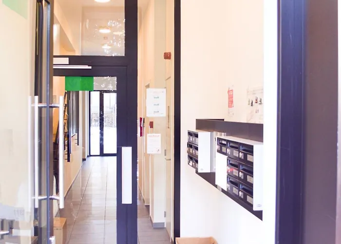 1br Metro Hopital Erasme Bordet Handicapt Friendly *