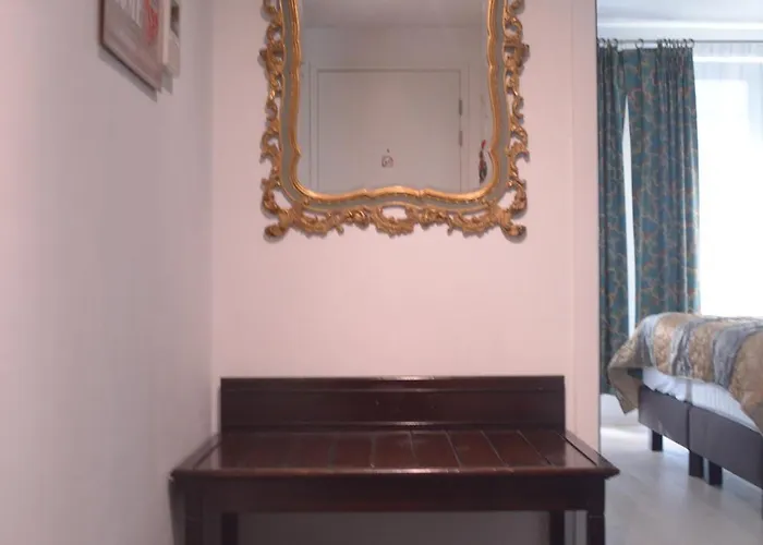 1br Metro Hopital Erasme Bordet Handicapt Friendly Brusel