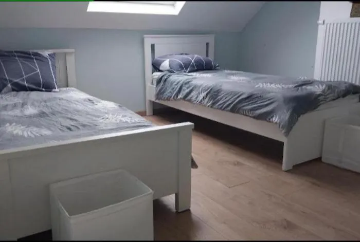 2 Lit Separe 3eme Etage 布鲁塞尔