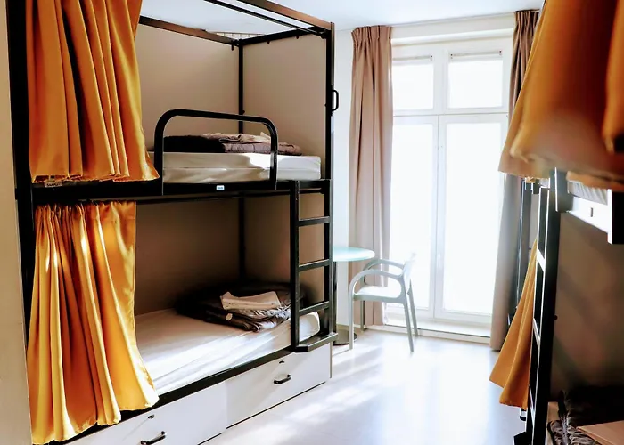 Hostel Hi Brussels Jacques Brel Hostel