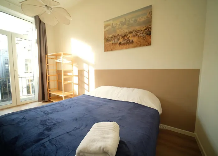 Noble Nest - Downtown Apartment *