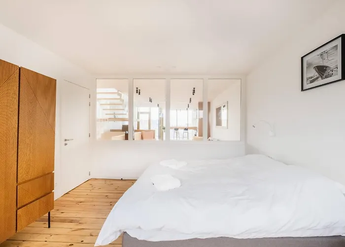 Floor New Duplex Stunning View In Trendy St Gilles *