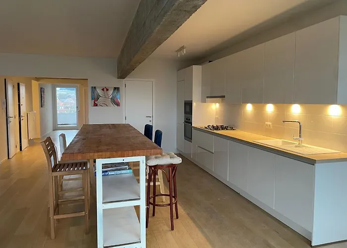 Penthouse Deschanel דירה *