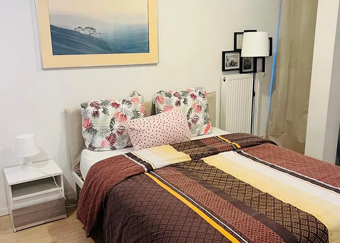 Commission Europeenne Apartment