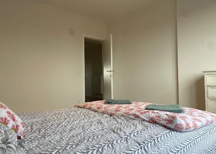 Penthouse Deschanel דירה בריסל