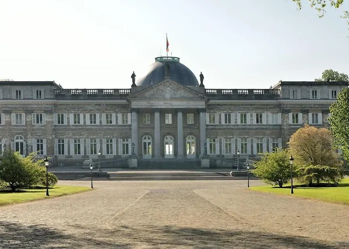 Cozy And Luxurious In Brussels, Laeken Bruselas