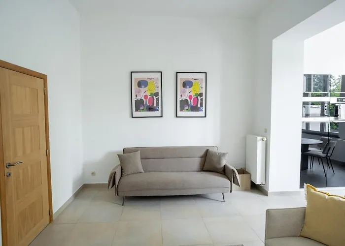 Cozy And Luxurious In Brussels, Laeken Apartamento