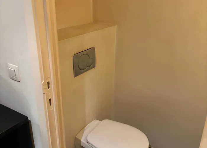 Comfortable Two Bedroom In Center * Bruxelles