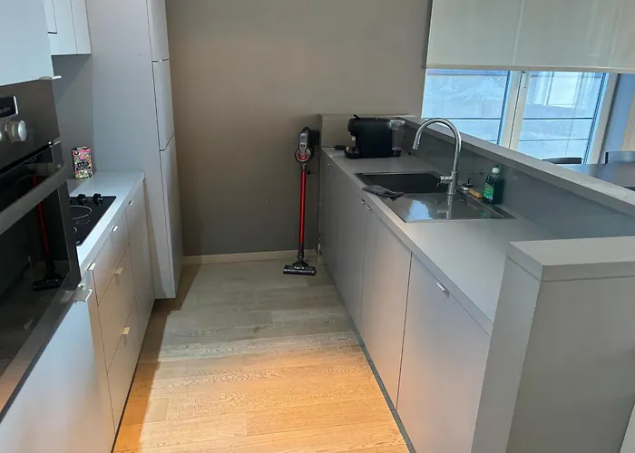 Appartamento Comfortable Two Bedroom In Center *