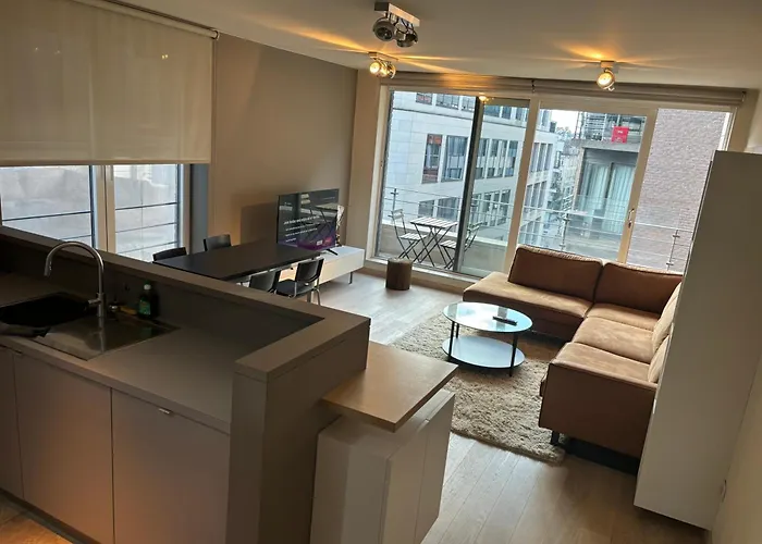 Comfortable Two Bedroom In Center Appartamento Bruxelles
