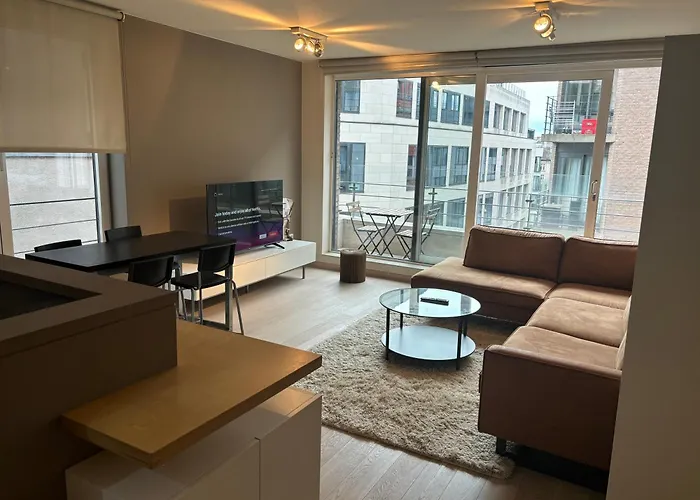 Comfortable Two Bedroom In Center Appartamento