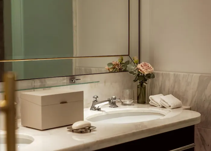 Corinthia Grand Astoria 5*