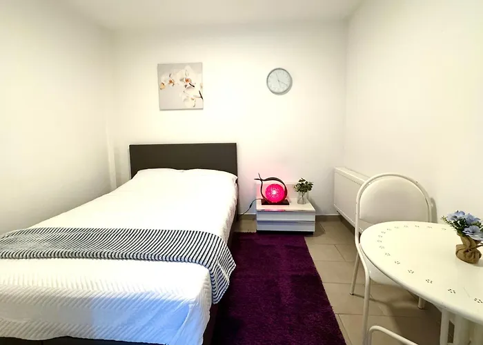 Cosy A Metro Vandervelde 아파트 브뤼셀