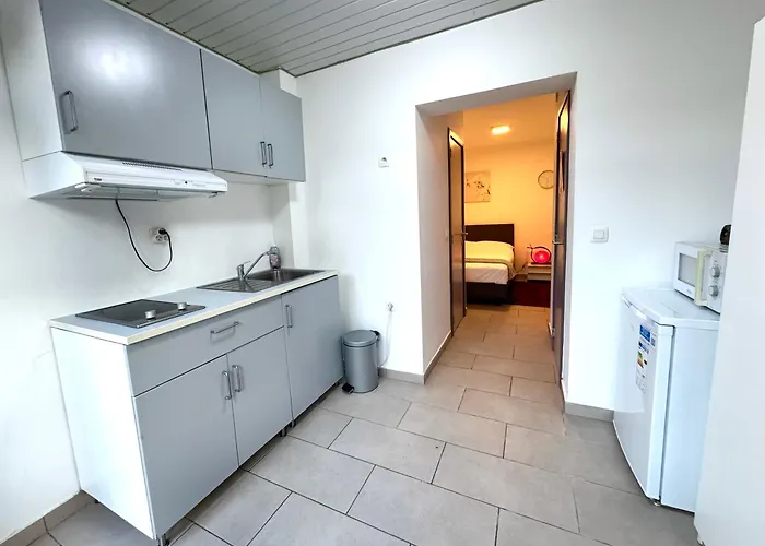 아파트 Cosy A Metro Vandervelde 브뤼셀