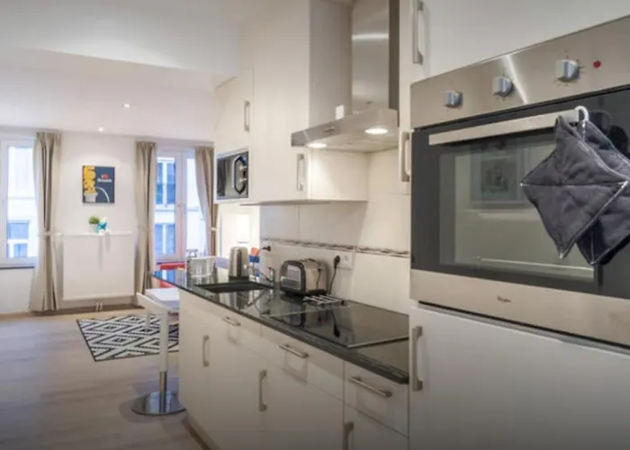 Heart Of Escape, Steps From Bourse Lägenhet