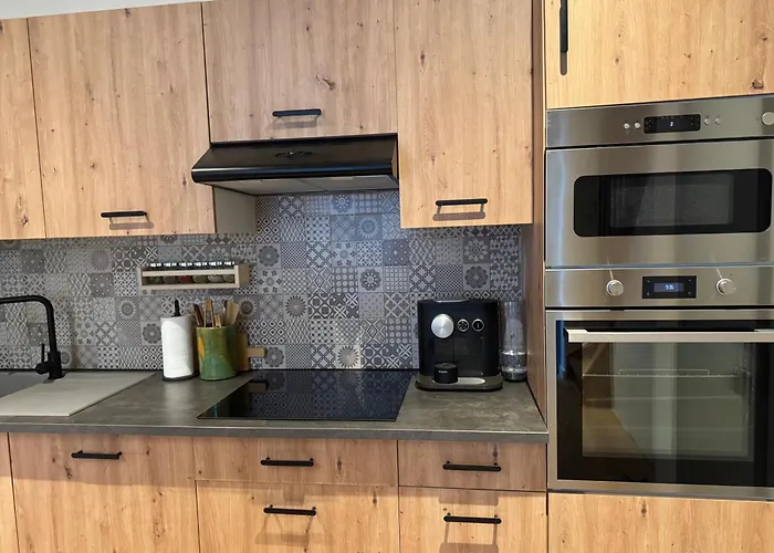 לינה וארוחת בוקר Depearl בריסל