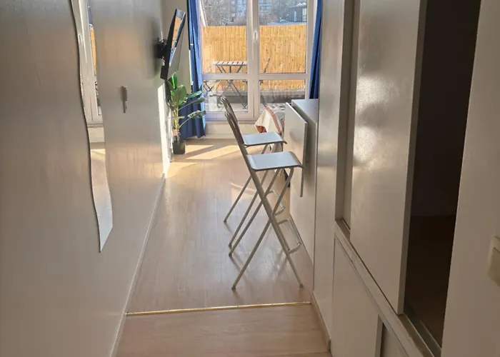 Bright Close To Everything! Apartment *