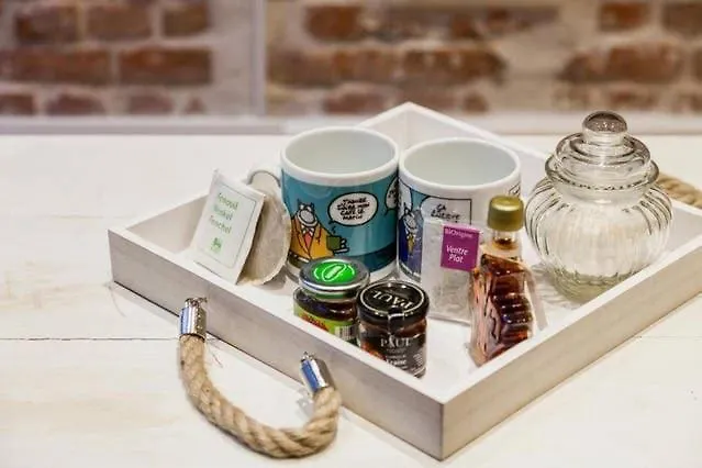 Etterbeek - Sunny Loft - Eu Area Apartament *